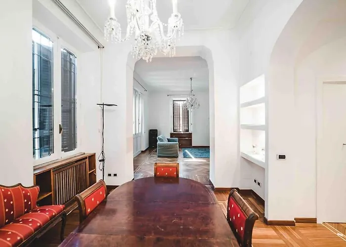 Domus Trastevere 900 *