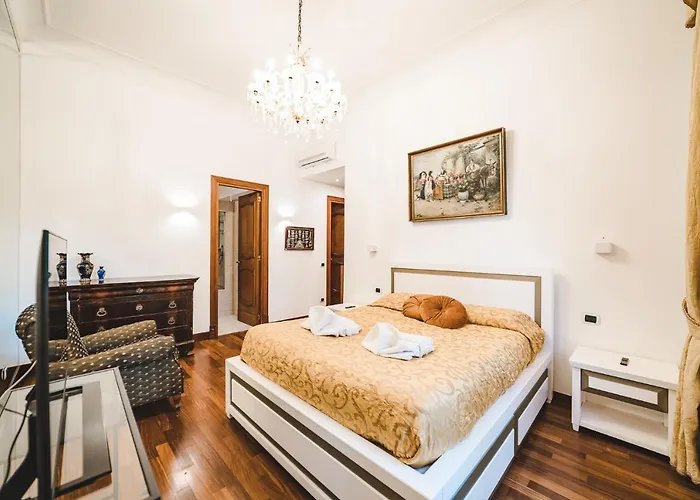 Domus Trastevere 900